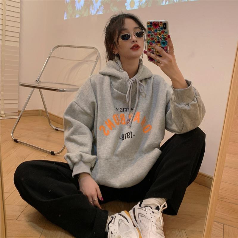 Jesienna i zimowa koreańska wersja kaszmiru i grubej kieszeni z długim rękawem bluza z kapturem damska z kapturem luźna wiatroszczelna wyszczuplająca termiczna bluzka