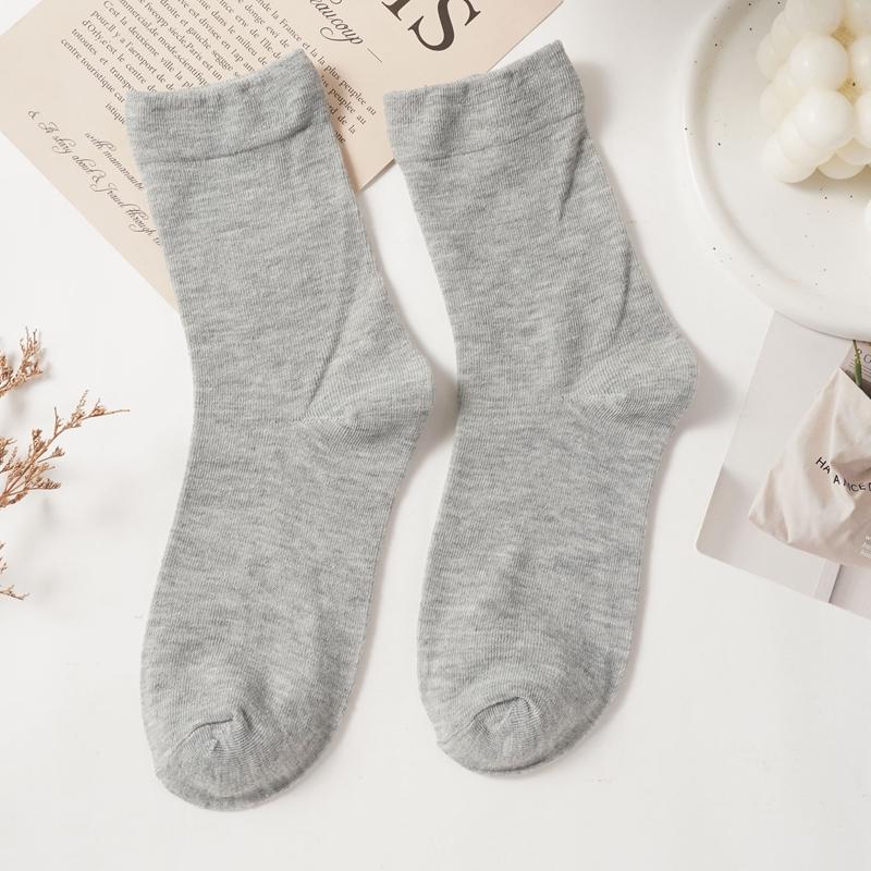 Versatile Solid Color Mid Tube Socks Japanese Casual Breathable Pile Socks Comfortable