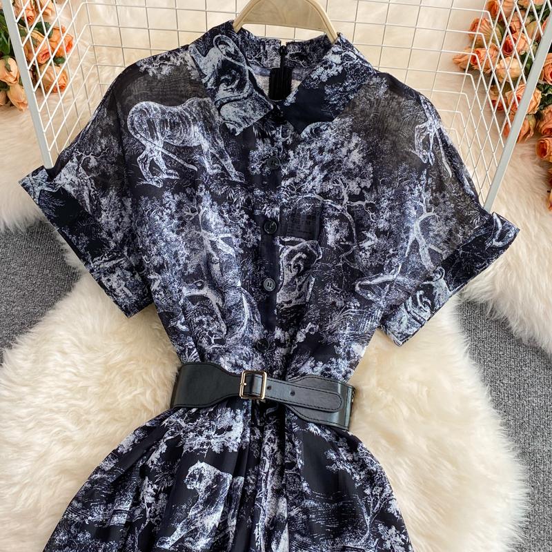 RUGOD 2022 Sommer Ny Revers Kortermet Lett Velkjent Stil Over-kneet Retro Print Kjole Elegant Midje og Stor Sving Lang Kjole