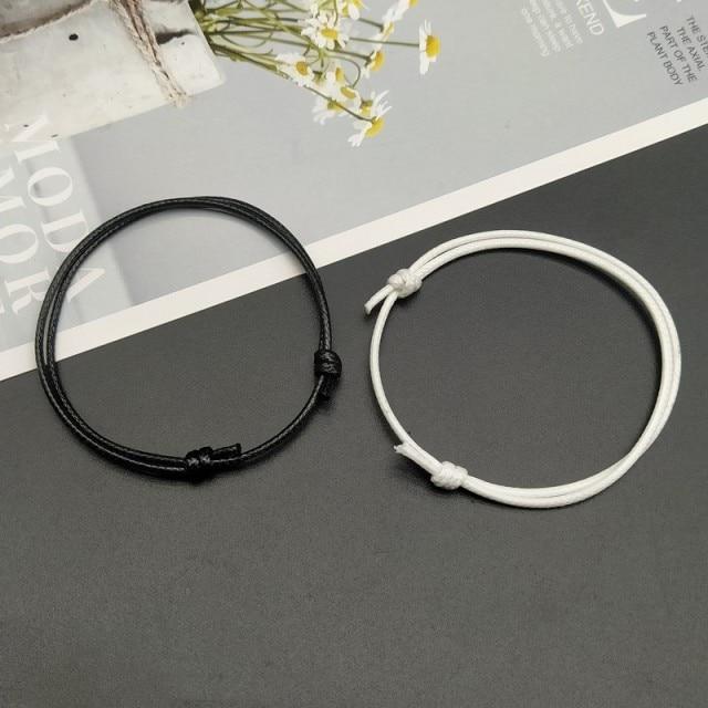 2 Pcs /Lot Cross Couple Wrist Bracelet New Arrival Stylish Fashionable White Black Color Charm Bracelets Present Gift Idea Friend Lover Handmade