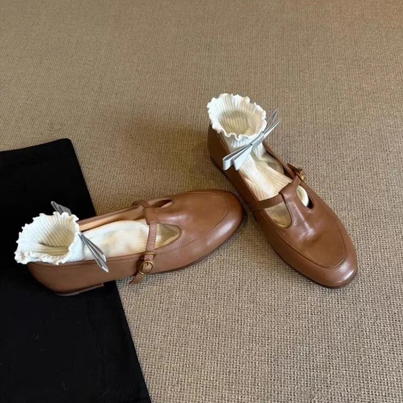 

Fashion Luxury Elegant Women Shoes 2025 Hot Sale Buckle Strap Women s Pumps Fashion Round Toe Daily Woman New Best Seller Flat Low Heels 40 коричневый