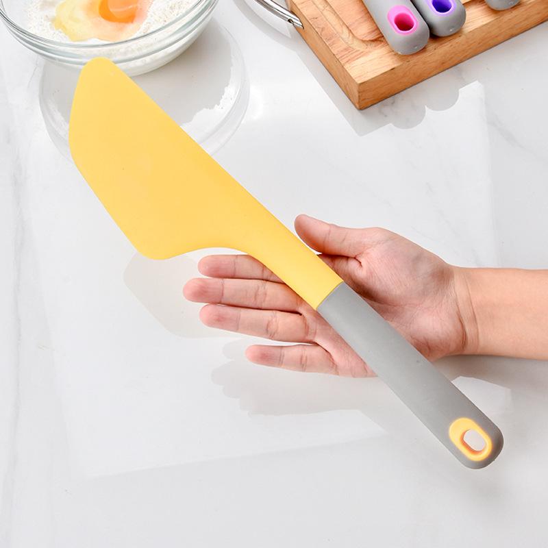 Food Grade Silicone Spatula - High Temperature Resistant, Minimalist Style, Large Size Baking Spatula for Creams and Cakes.