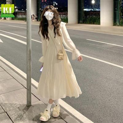 Robe Campanule Douce - Style Preppy Français, Ajustée à la Taille, Amincissante, avec Volants