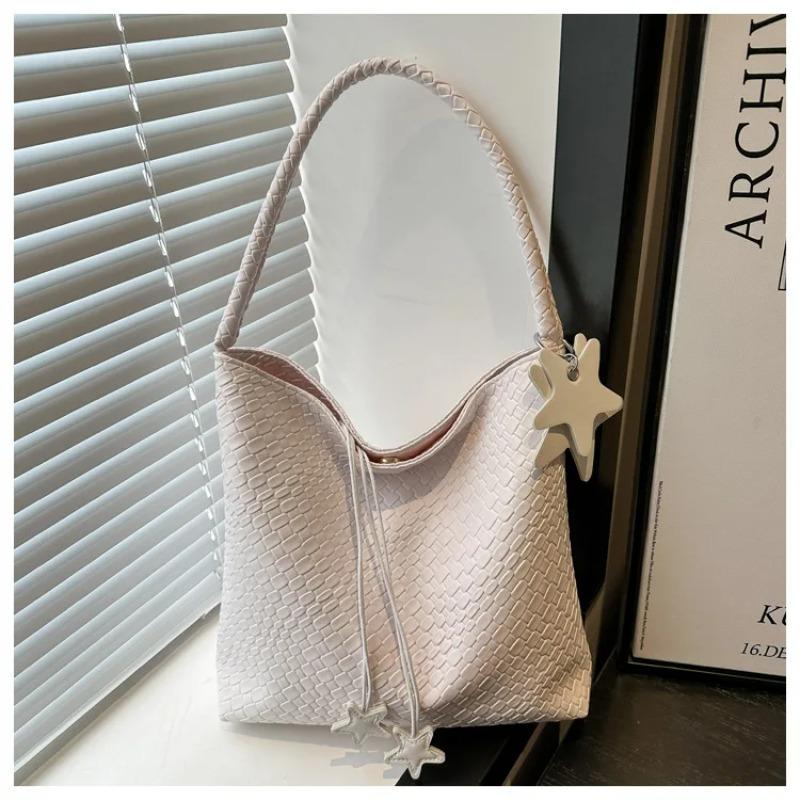 

Large Capacity Woven PU Bucket Shoulder Bags for Women Commuter Solid Color Ladies Star Handbag Simple Female Underarm Bag Tote бежевый
