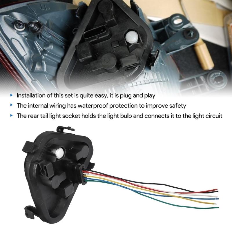 Left/Right Rear Light Bulb Holder Socket with Connector Plug for F35 2011-2015 63217313043 63217313044 Lamp Repair Board