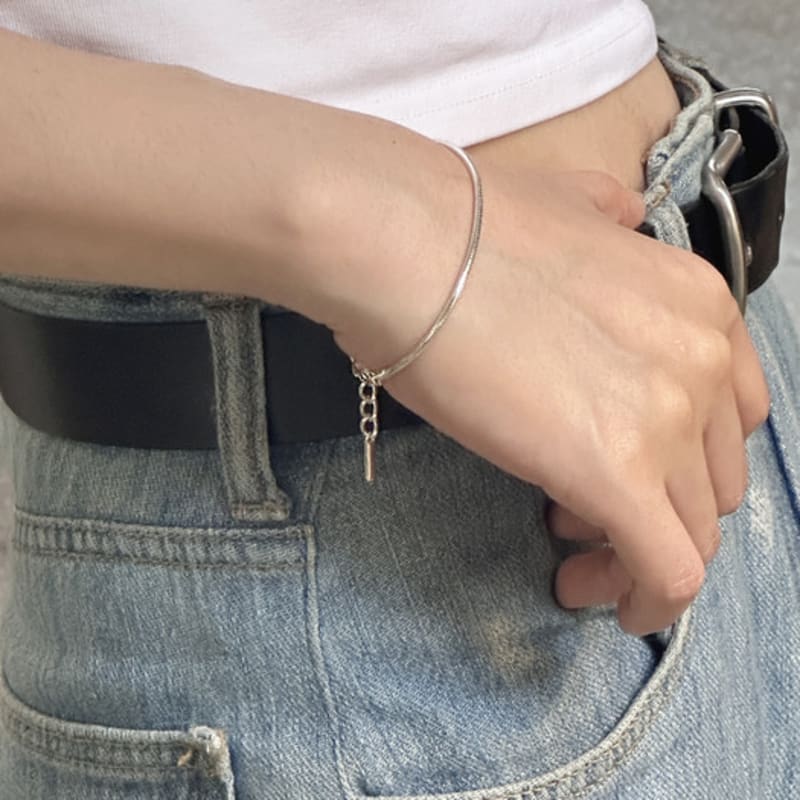 LIMILIMI Limilimi Logo Bracelet 01