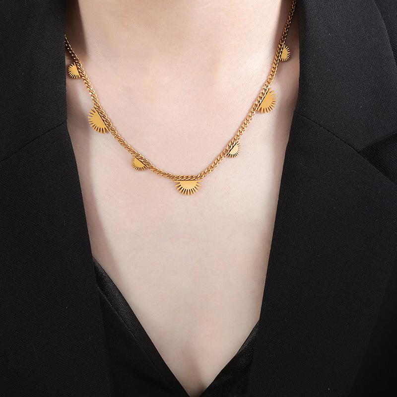 

Легкое роскошное маленькое ожерелье со звездой из титановой стали, 18-каратное золото, толстая цепочка, ювелирные изделия