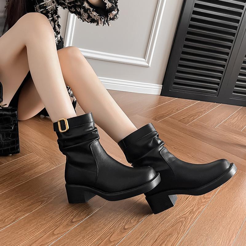 Retro pleated boots This year's popular western style mid-tube boots 2025 autumn and winter with Martin boots short boots for women