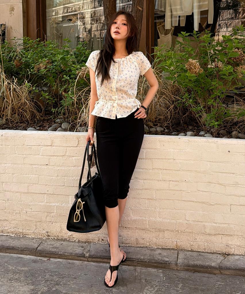 JUCYJUDY Embossed Flower Blouse J1Bl322B