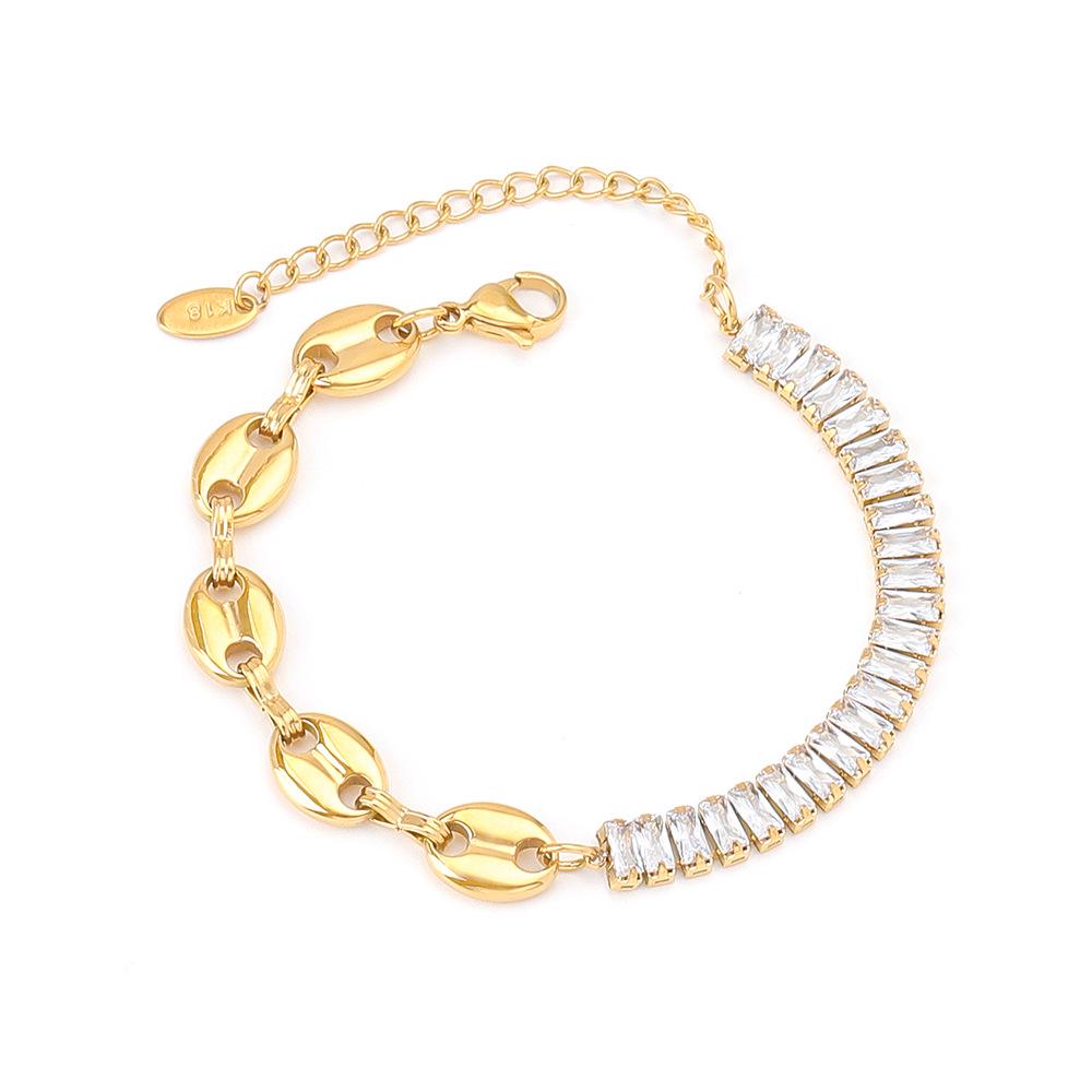 Titanium Steel Pig Nose Clavicle Chain with Zircon Diamonds - Women's High-End Niche Design Necklace