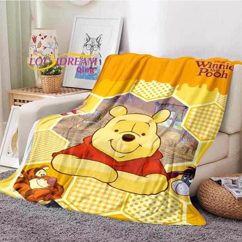 Winnie the Pooh Printed Blanket Flannel Blanket Bed Throw Soft Cartoon Printed Bedspread Bedspread Sofa Blanket