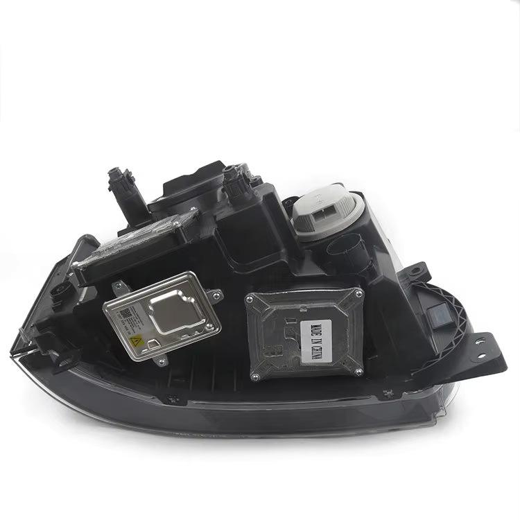 Front Headlights LR010819 LR010825 fit Land Rover Vogue models from 2002-2012.