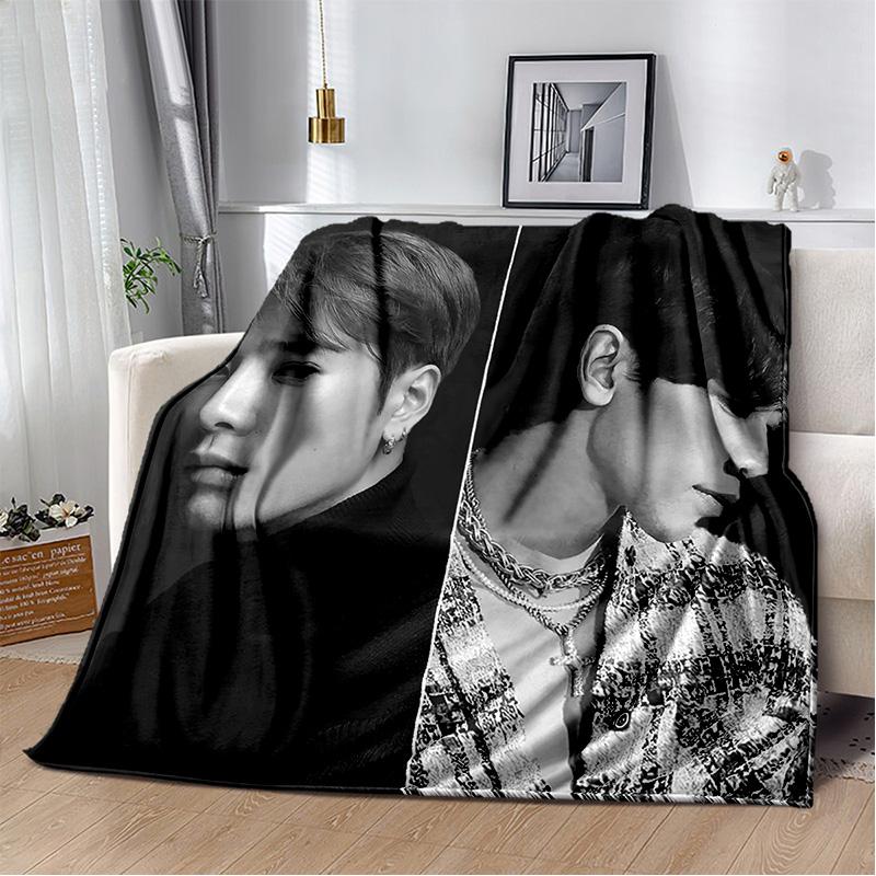 3D Jackson Wang Sångare Stjärna Mjuk Plyschfilt, Flanellfilt Kastafilt för Vardagsrum Sovrum Säng Soffa Picknick Barnpresent