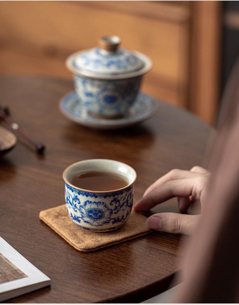 Ru Kiln Blue and White Lotus Ceramic Gongfu Teacup