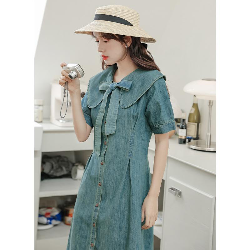 

Летнее винтажное платье с завышенной талией, темно-синее, с кукольным воротником и завязками на талии, джинсовое, с короткими рукавами L