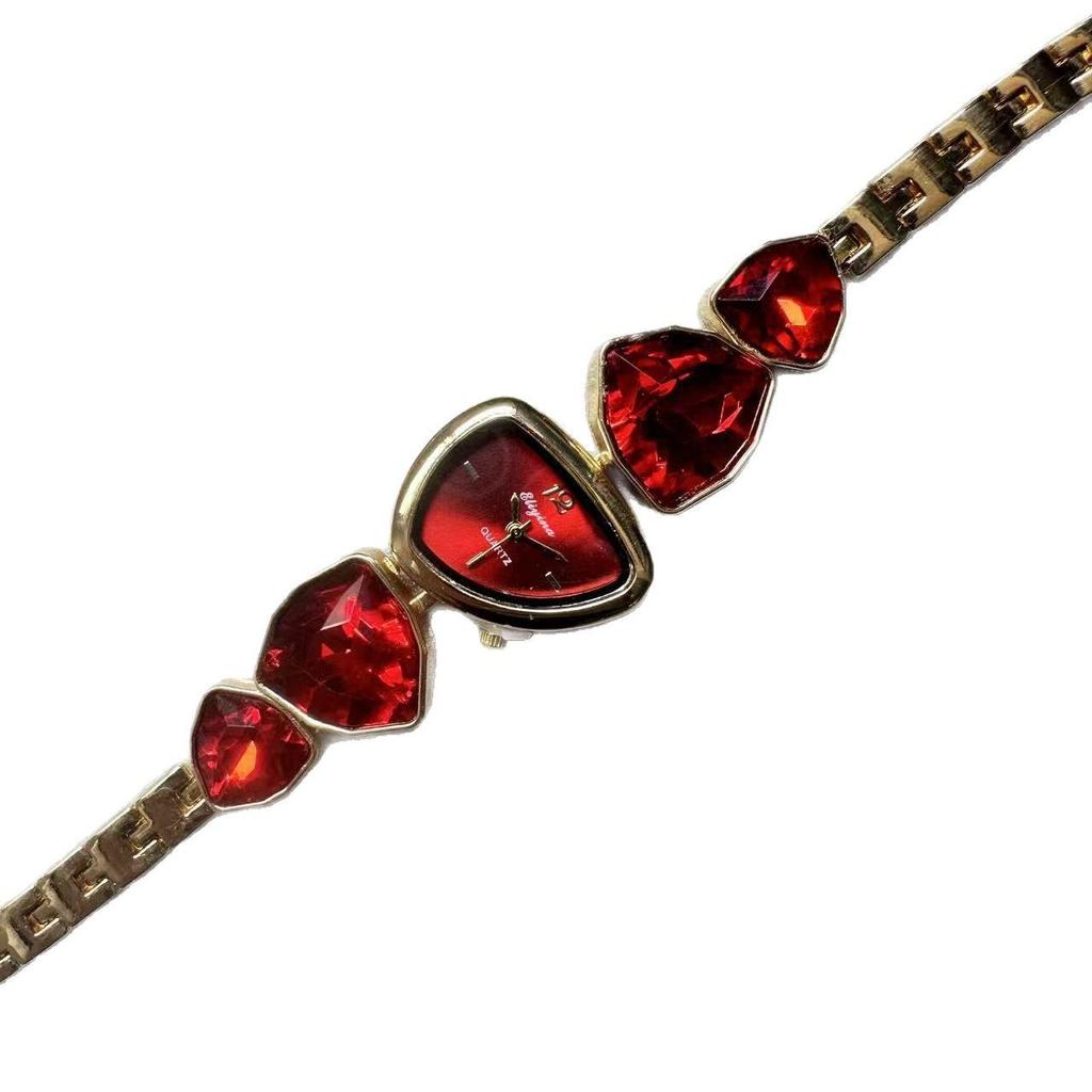 Colorful Diamond Women's Bracelet Watch: Irregular Design, Light Luxury, Perfect for Daily Commute