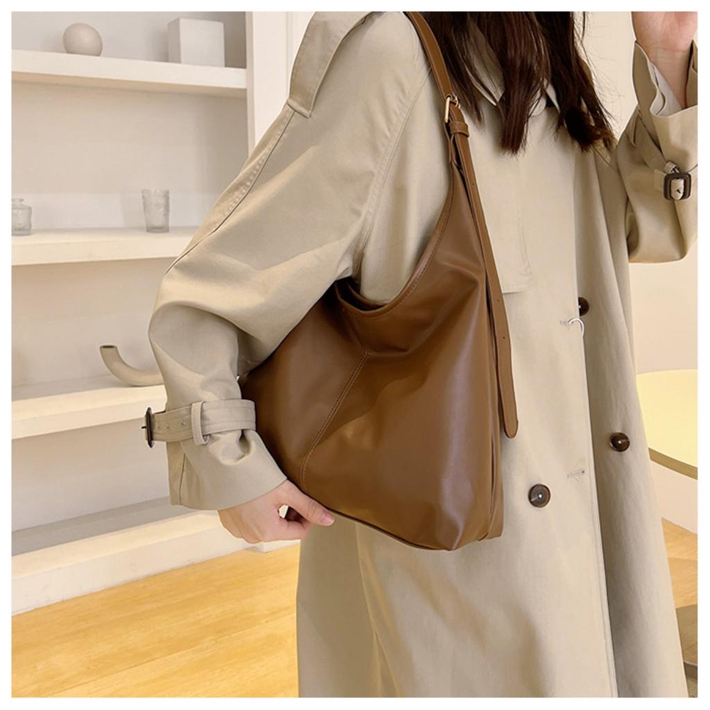 Vintage Women's Handbag with Shoulder Strap Design, Suitable for Dates, Parties, Shopping, and Travel