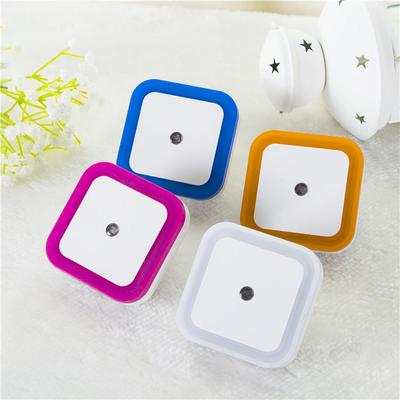 Oświetlenie LED – Lampki nocne LED