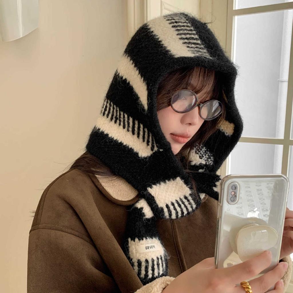 Autumn and winter color matching knitted ear protection neck hooded scarf Ruth versatile thickened striped wool hat atmosphere