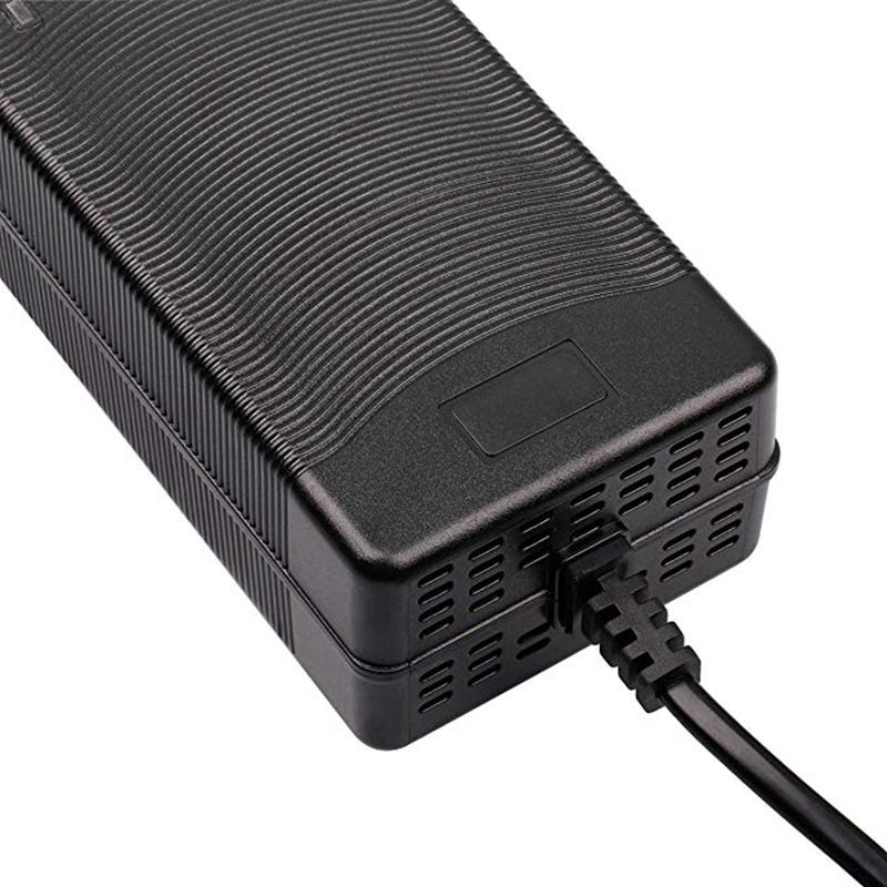 67.2V 2A Lithium Battery Charger For 60V Li-ion battery electric bike Charger with PC connector IEC connector