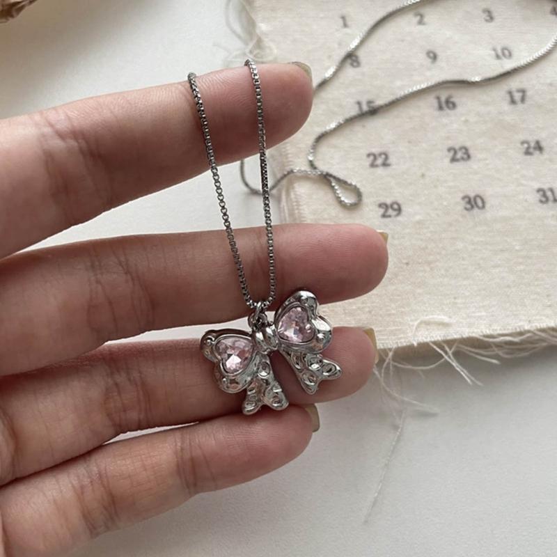 Love Heart/Butterfly/Star Necklace Geometric Pendant Clavicle Chain Adjsuatble Neckwear Fashionable Jewelry Pieces
