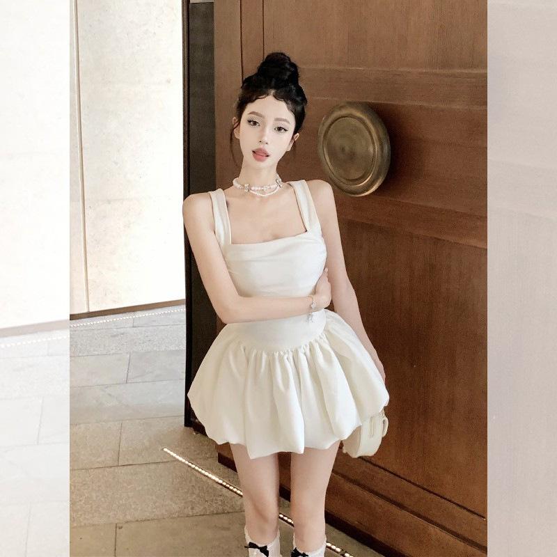 

Spice girl white suspender dress women s summer temperament sexy waist thin princess tutu skirt small man S чёрный