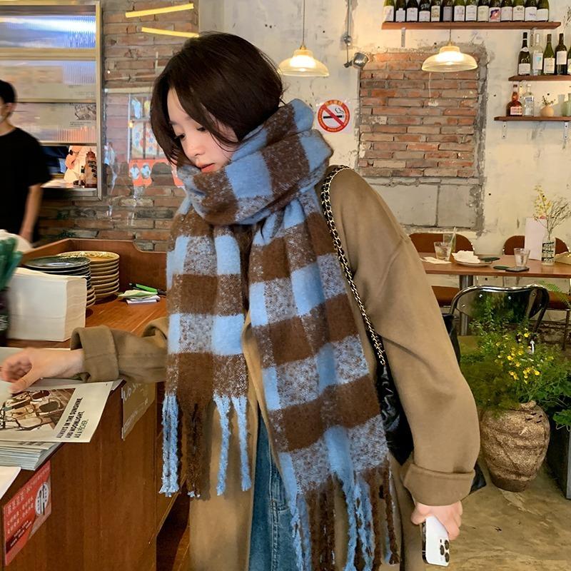 Autumn and winter new blue plaid scarf women's winter warm thickened versatile fringed scarf student shawl