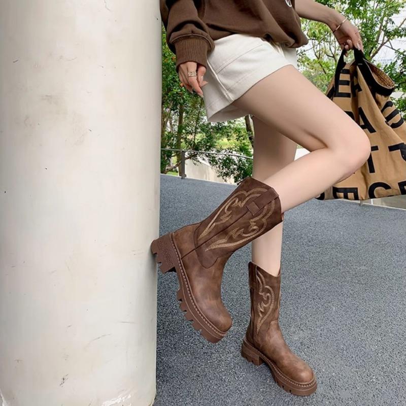Retro Embroidery Cow Leather Western Cowboy Boots for Women Designer Autumn Winter Women Shoes Fashion Casual Boots Ladies