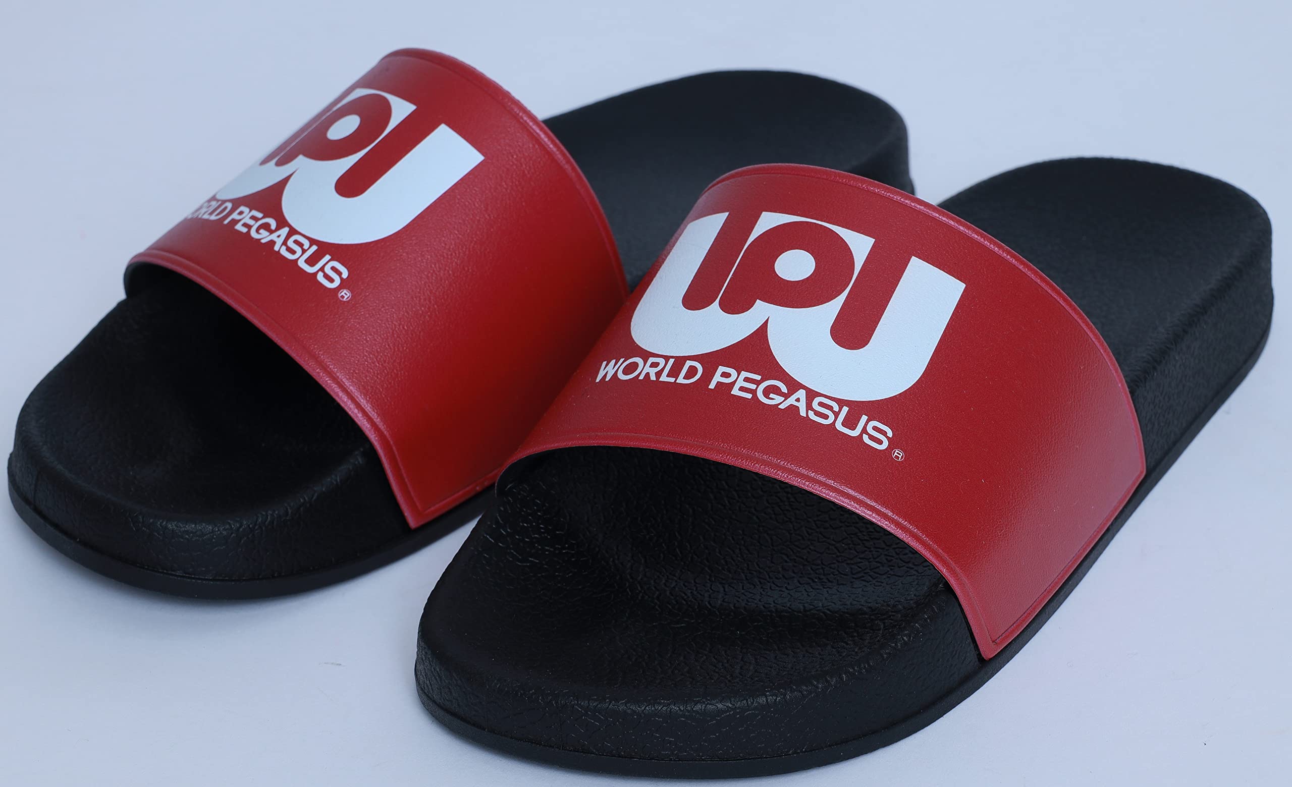 

Шлепанцы для душа World Pegasus, красно-белые (2301), Размер 27 (24,5-27,0 см)