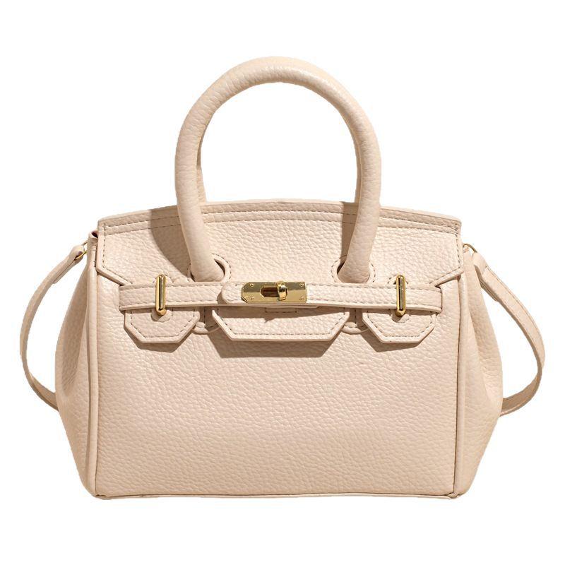 Fashion Handbag Women's New Versatile Shoulder Messenger Bag