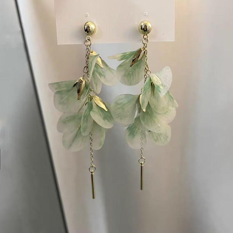 

Early Spring Mori Style Flower Stud Earrings Green Petal Fringed Earrings Fancy Vacation Style Long Unique Beautiful Earrings A0834 green flower tassel earrings
