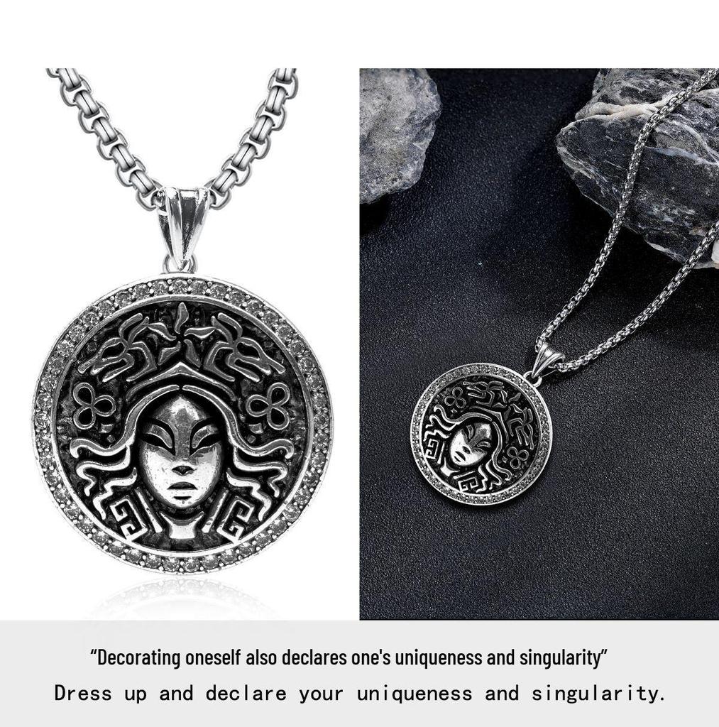 European-American Gothic Punk Queen Pendant Necklace
