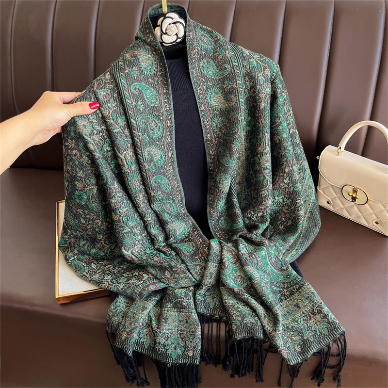Bohemian Autumn Paisley Cashmere Shawl for Women Jacquard Pashmina Warm Winter Scarves Print Design Lady Foulard Stoles Scarf