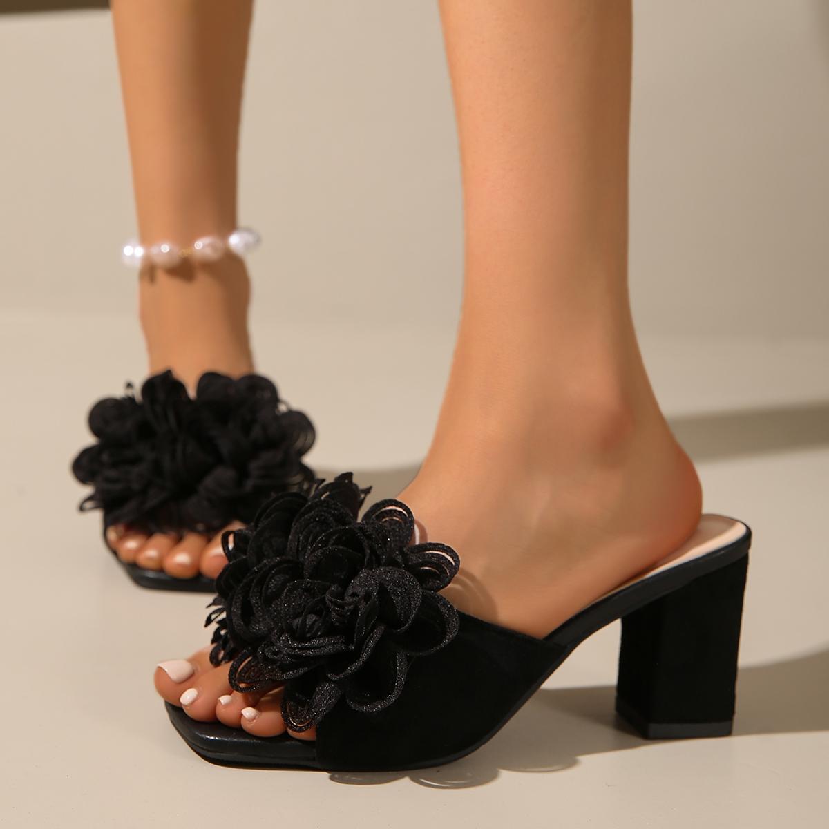 

Женские сандалии Цветочные Желейные 2025 Новый Дизайнер Блестящие Цветочные Туфли для Женщин Уличные Квадратный Каблук Роскошные Сандалии на Высоком Каблуке Женские 35 чёрный