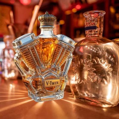 Butelka Whiskey Dekanter Silnik Motocyklowy Ręcznie Robiona Szklana Butelka Mechaniczna Estetyka Pojemnik na Alkohol