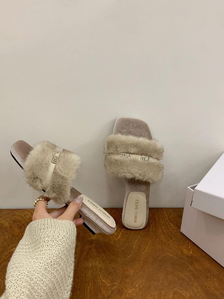 French Evening Breeze Rhinestone One-word Fluffy Slippers for Women To Wear 2025 Spring and Autumn New Imitation Mink Hair Low-heeled Sandals