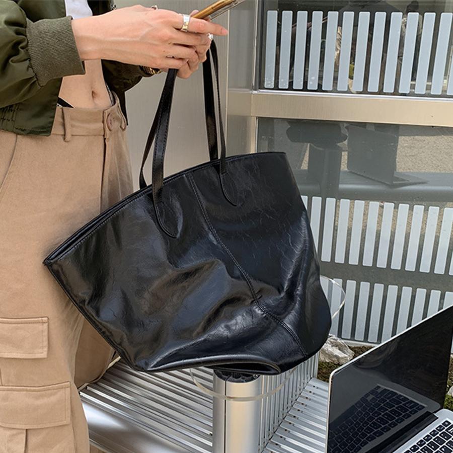 Vintage large capacity women shoulder bag female purses and handbags autumn new fashion pu leather bucket bag casual open Totes