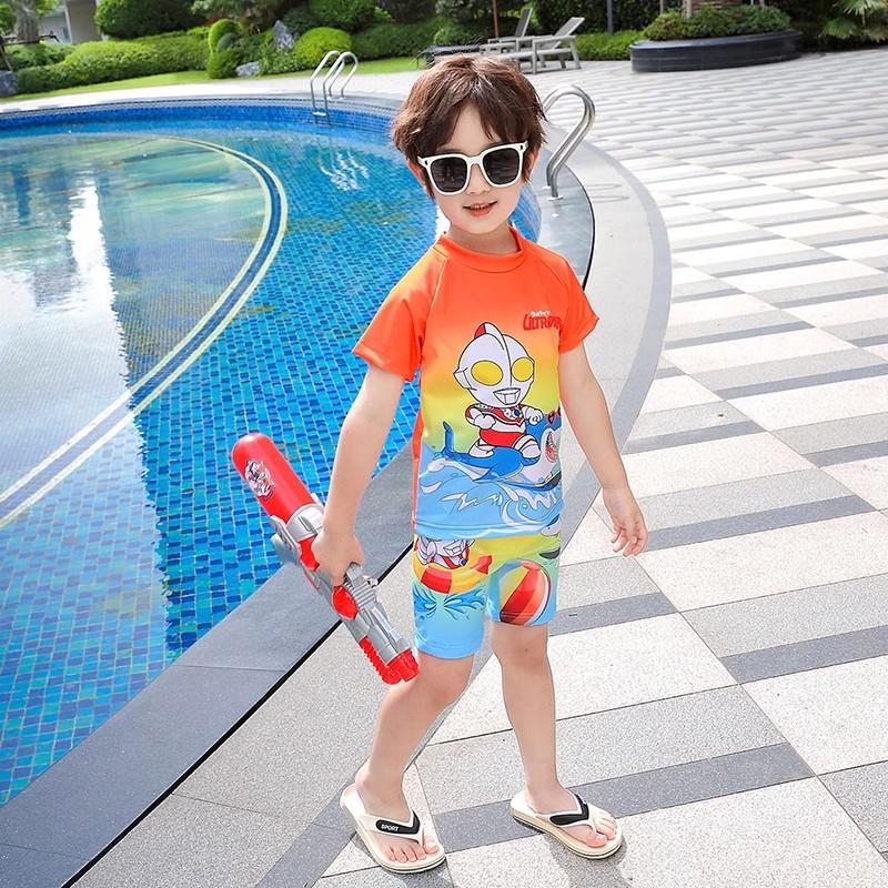 

Быстросохнущий купальник для мальчиков «Ультрамен» - Раздельный дизайн, пляжная солнцезащитная одежда для плавания Size 140 (Height ~130cm)