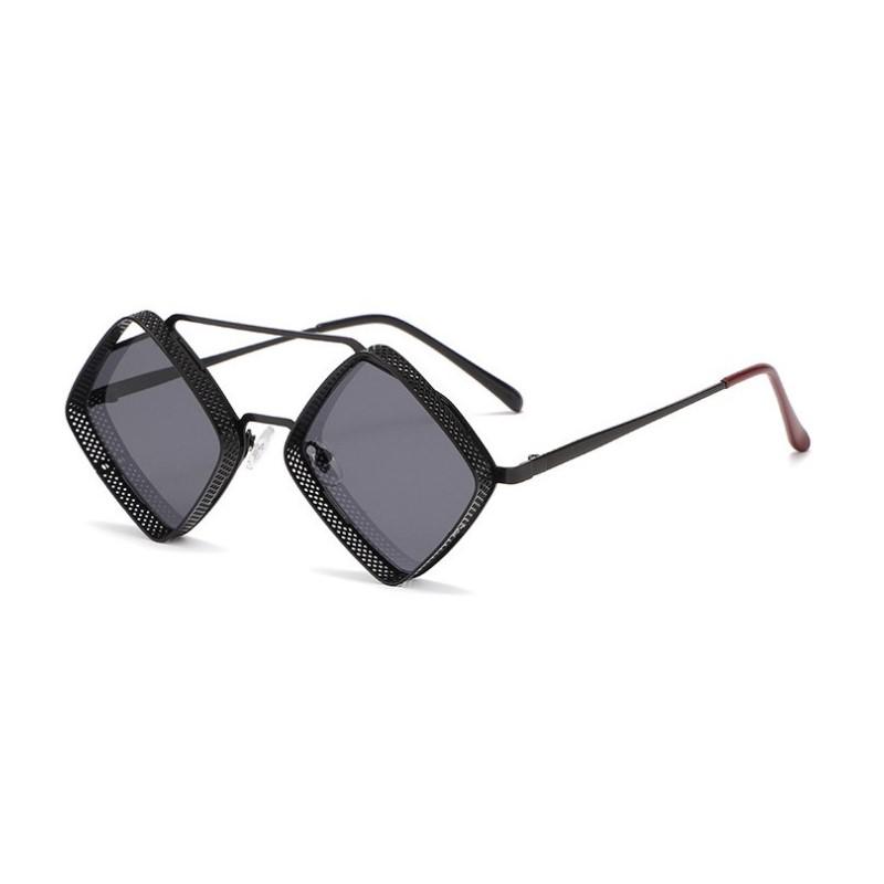 Vintage Steampunk Unisex Sunglasses Luxury Designer Punk Glasses Rhombus Alloy Frame Shades for Men and Women