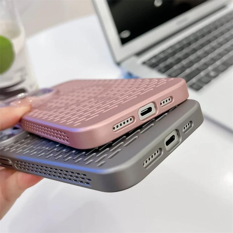 Hollow Heat Dissipation Macsafe Magnetic Case for Magsafe IPhone 15 14 13 12 11 Pro Max Plus 15Pro Mac Safe Used Phones Cover