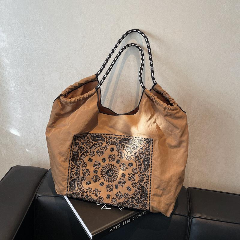 Premium casual bag women's large-capacity new versatile shoulder tote bag college student class bag