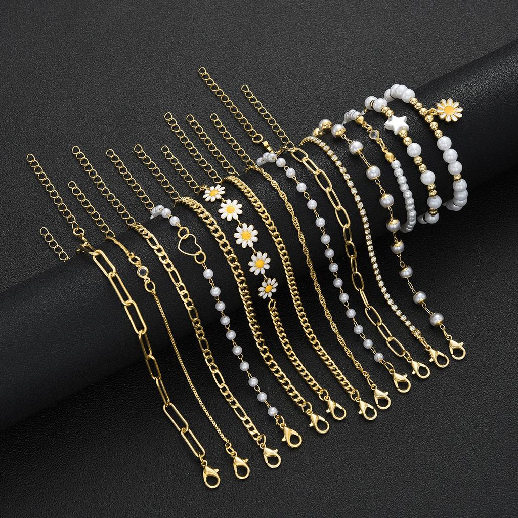 15pcs Bohemian Daisy Flower Star Bead Faux Pearl Layered Bracelets Set For Women Gold Color Summer Beach Daily Wear Jewelry Gift