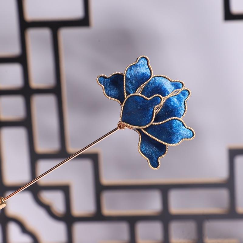Classical Daily Versatile Accessories Intangible Cultural Heritage Handmade Silk Edelweiss Premium Sense Simple Brooch Jewelry