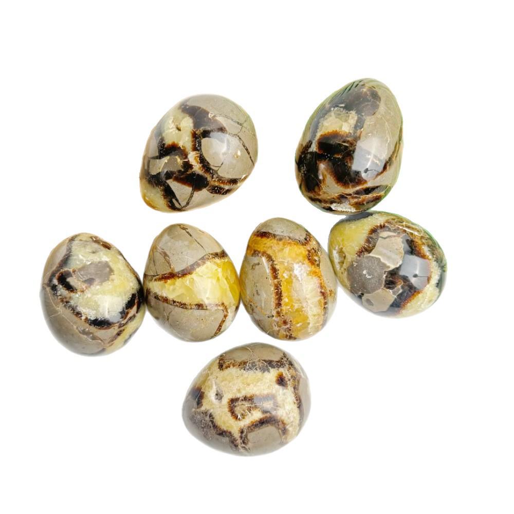 Яйцо-украшение Монстера Делициоза: Украшения из натуральных кристаллов с полированным необработанным камнем