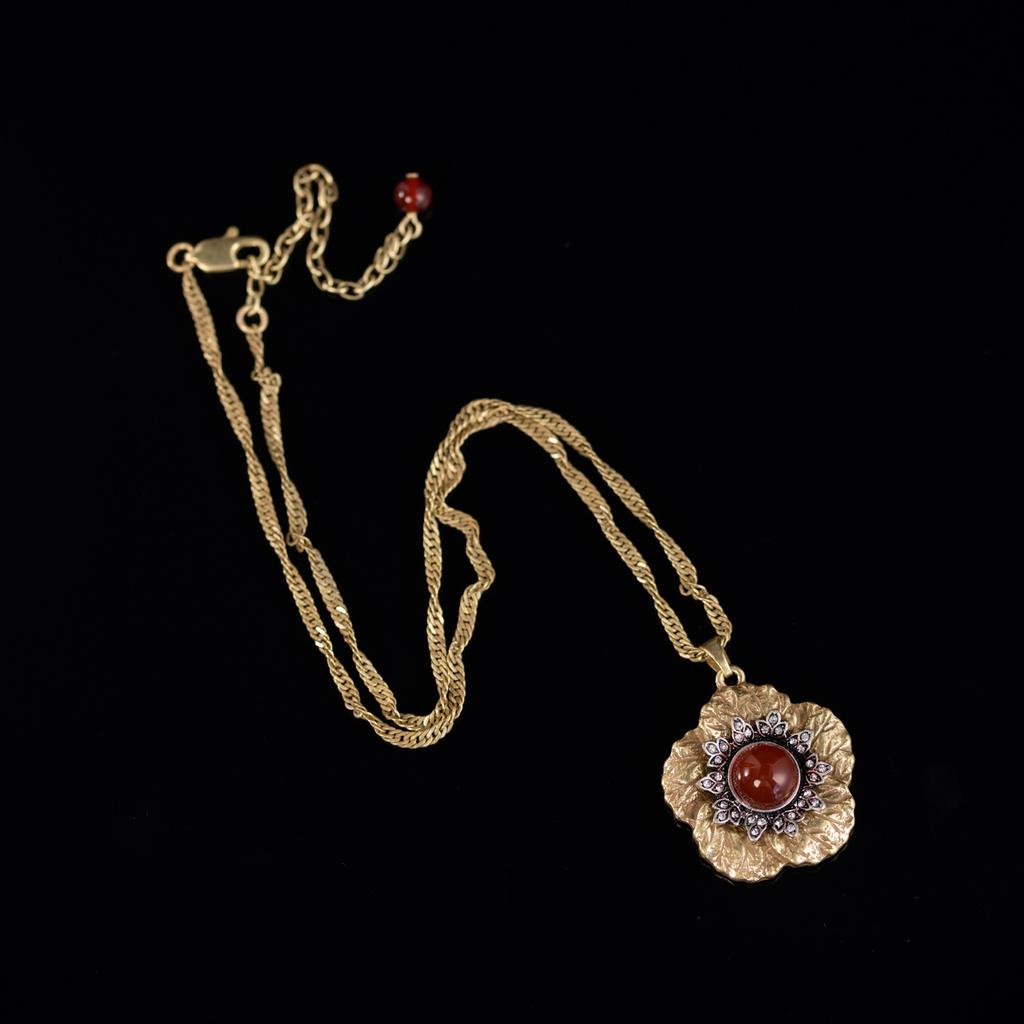 Medieval Vintage High Fashion Personality Temperament Exaggerated Retro Gold Necklace Women'S 25 Autumn New Necklace