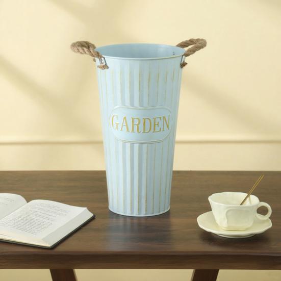 Deep Bucket Vase Galvanized Iron Flower Bucket with Rope Handles Retro Farmhouse Vase for Home Flower Arrangement