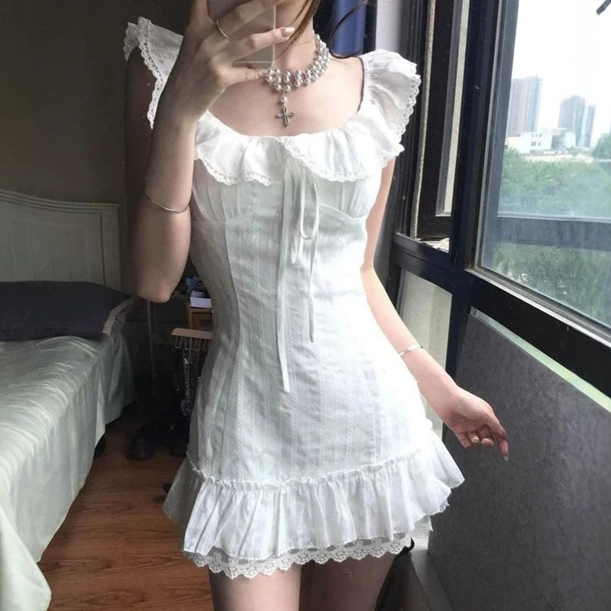 White dress short female summer beautiful pinched waist first love white skirt summer beautiful super beautiful small foreign dress