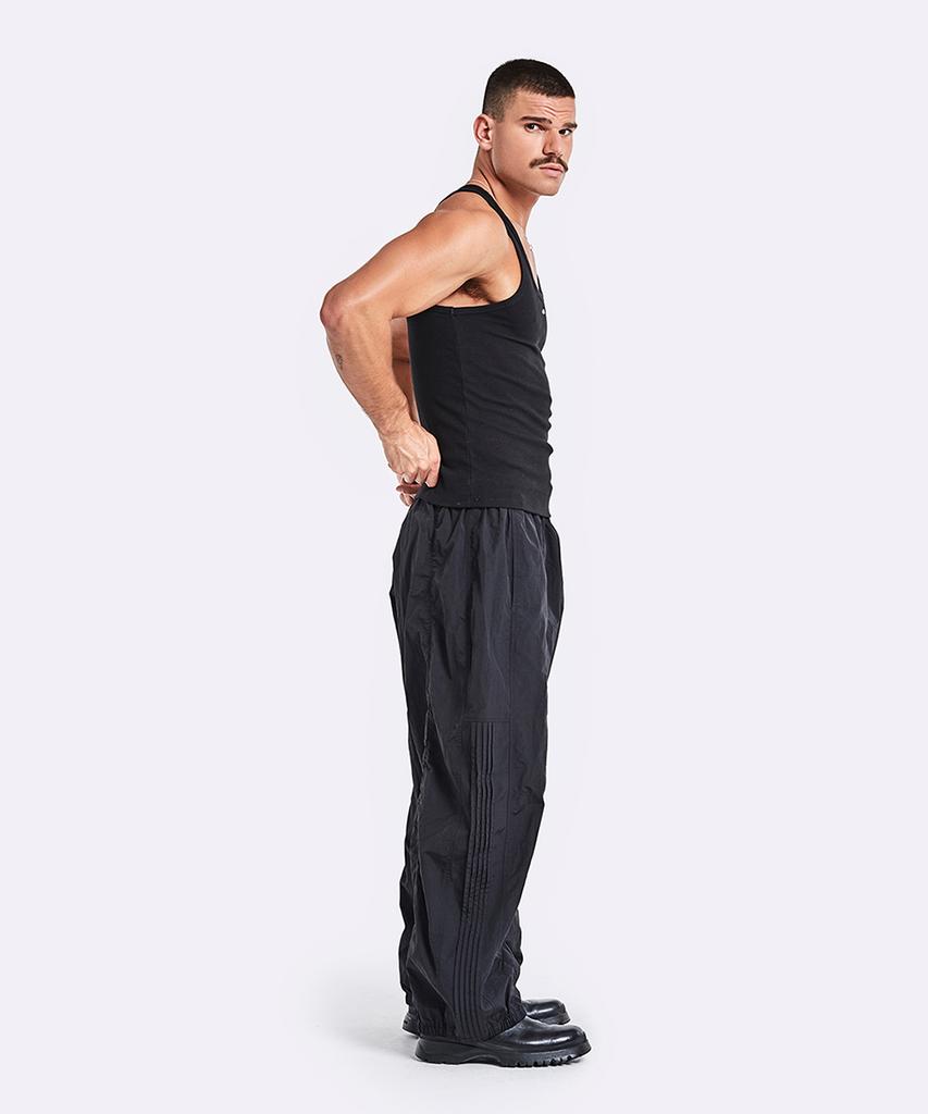 51Peosenteu Track Pants - Black