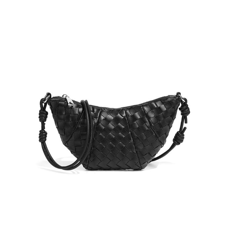 Personalized and Trendy Hand-woven Horn Bag, Fashionable and High-end Single-shoulder Bag, Retro Texture Soft Leather Crossbody Bag