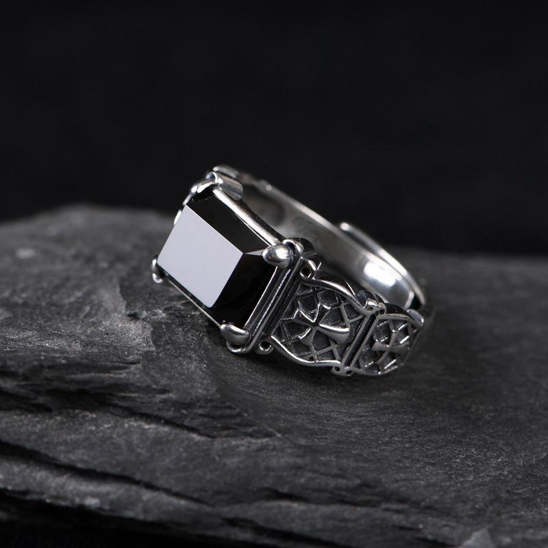 Yintai Versatile Unisex Thai Silver Black Agate Adjustable Ring - Trendy Retro Jewelry Ornament